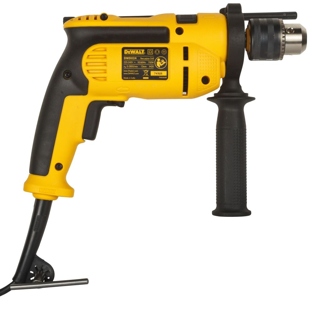 02400 DEWALT BUŠILICA UDARNA 701W DWD024