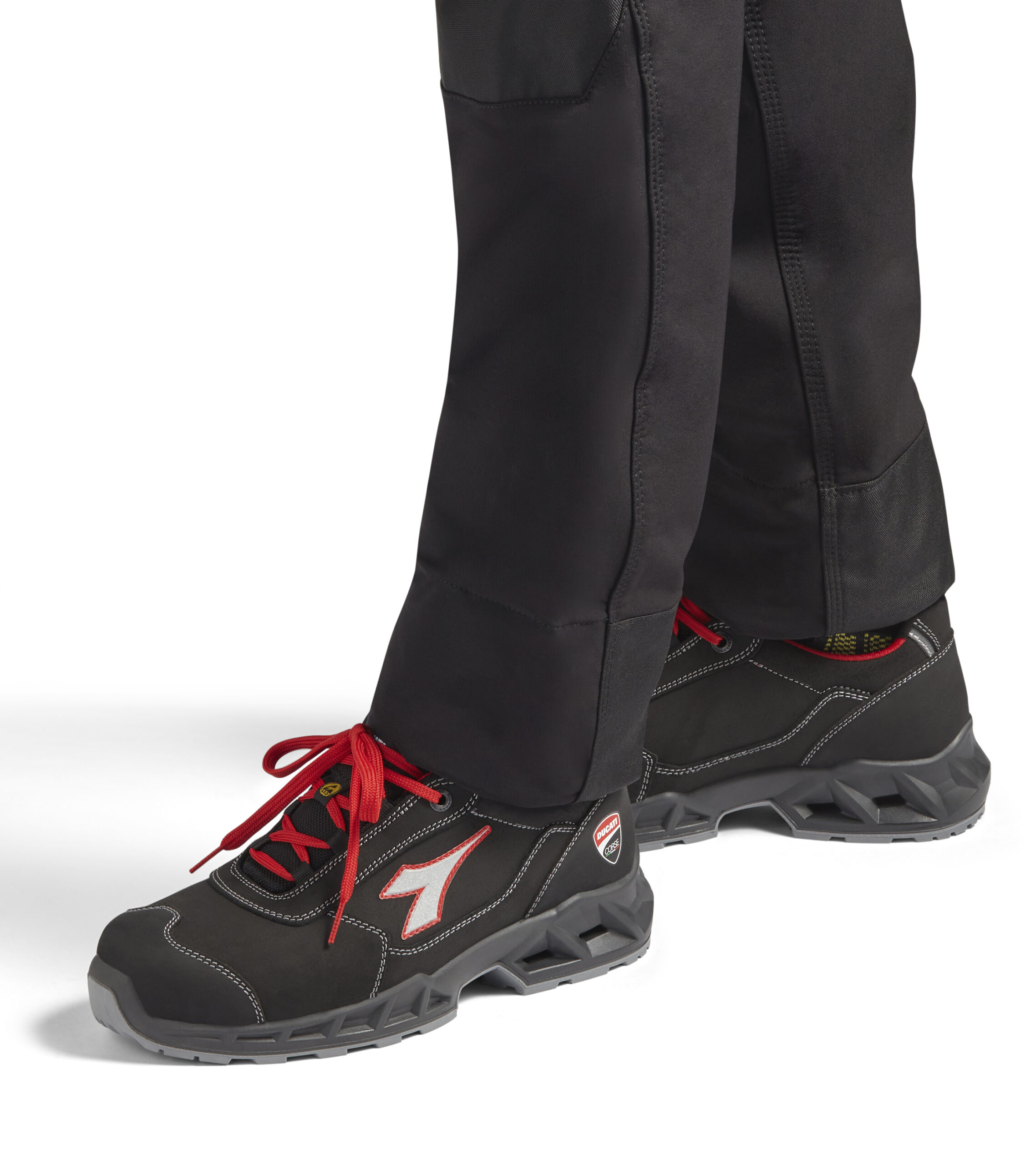 18122145 DIADORA FLY MOTOR MTX LOW S3L FO SR HRO SC ESD 45 CRNE