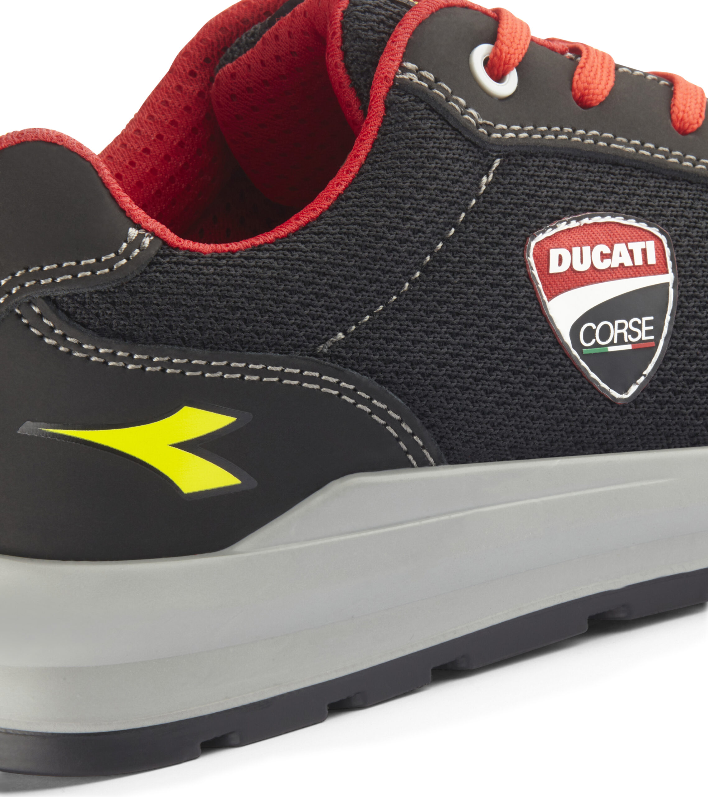 18122747 DIADORA SHARK ENGINE MID S3S FO SR ESD 47